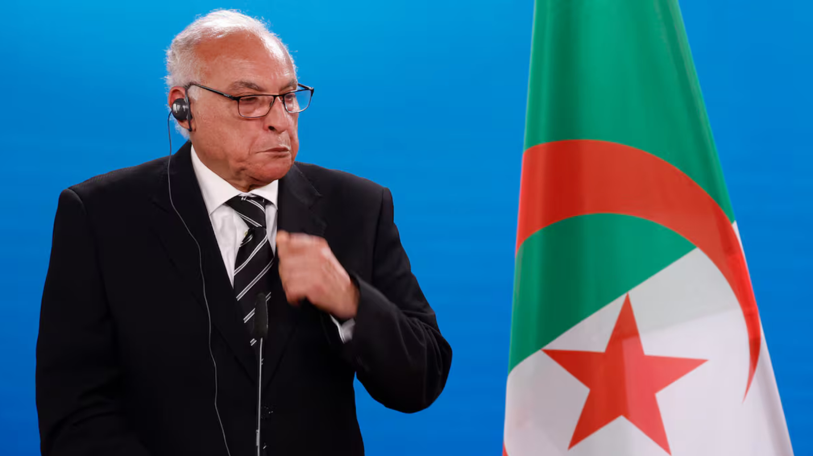 Le ministre algérien des Affaires étrangères Ahmed Attaf, lors d'une conférence de presse conjointe avec son homologue allemand au ministère des Affaires étrangères à Berlin, le 22 juin 2023. AFP or licensors